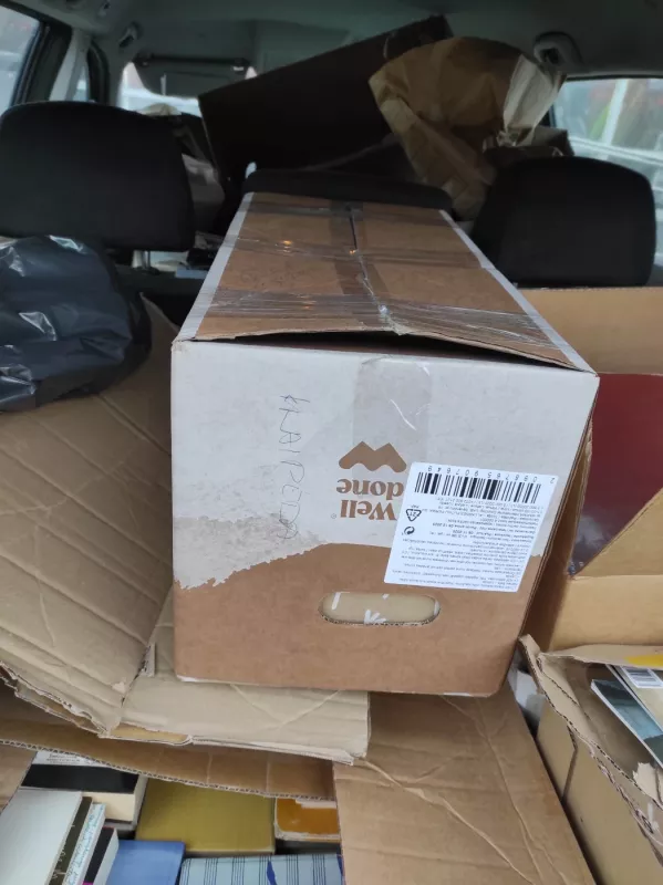 Deze knygu , letuviu kalba - Įvairūs , knyga 4