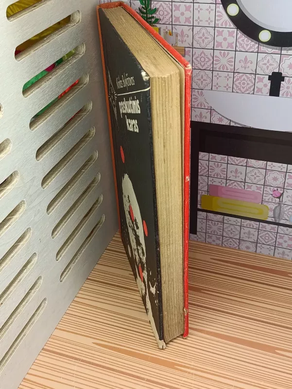 Paskutinis karas - Kirilas Bulyciovas, knyga 3