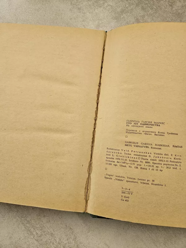 Šimtas metų vienatvės - Autorių Kolektyvas, knyga 4