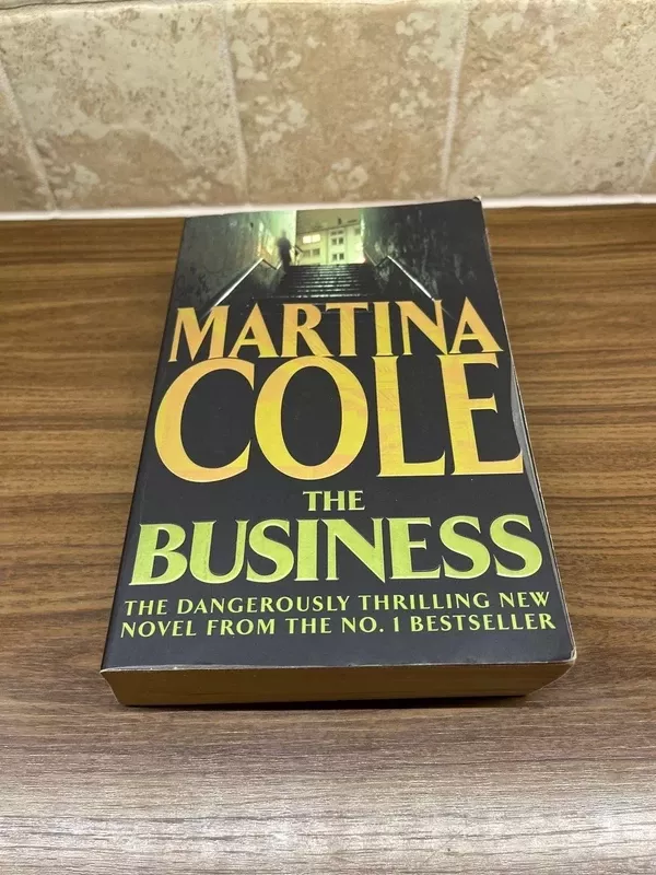 the business - Martina cole, knyga 2