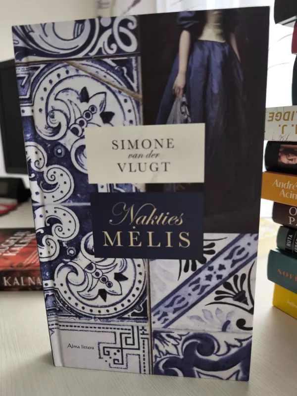 Nakties mėlis - Simone van der Vlugt, knyga 2