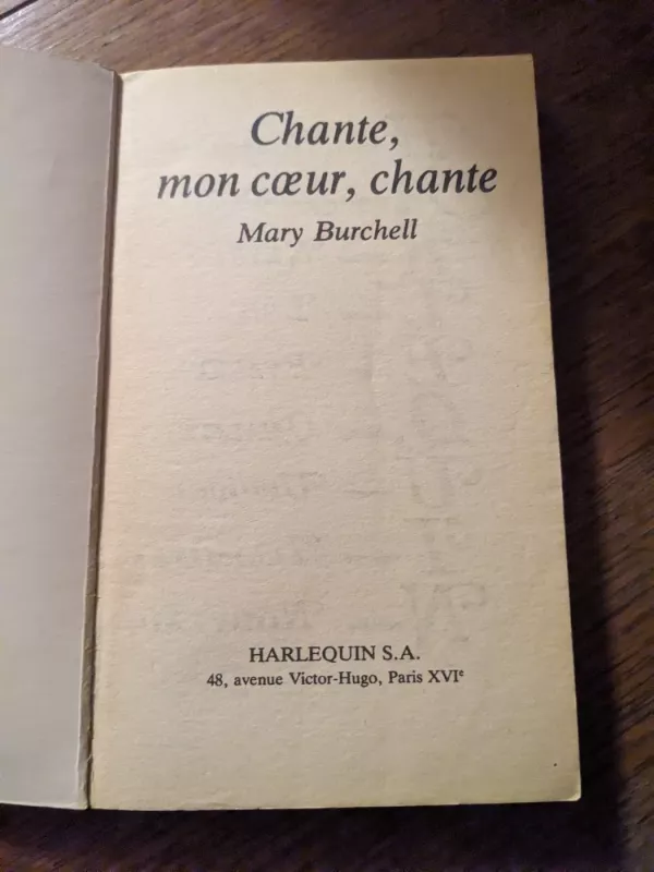 Chante, mon coeur, chante. (La Magie des Warrender) - Mary Burchell, knyga 4