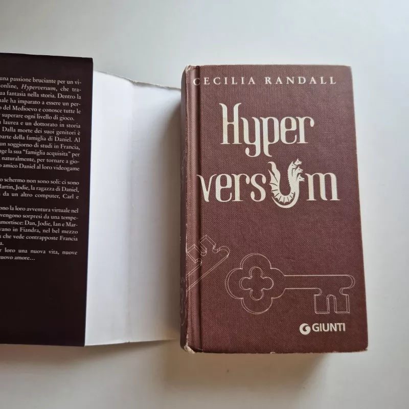 Hyper Versum - Cecilia Randall, knyga 6