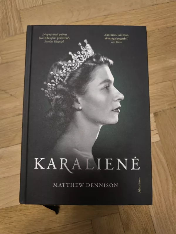 Karalienė - Matthew Dennison, knyga 2