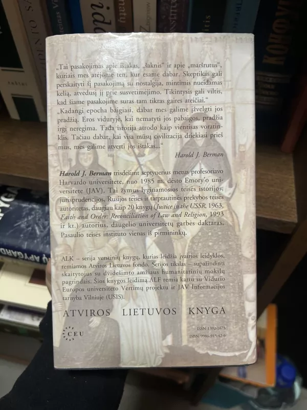 Teisė ir revoliucija: Vakarų teisės tradicijos formavimasis - Autorių Kolektyvas, knyga 3