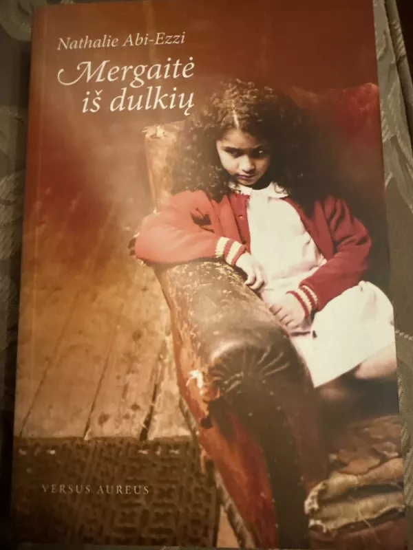 Mergaitė iš dulkių - Nathalie Abi-Ezzi, knyga 2