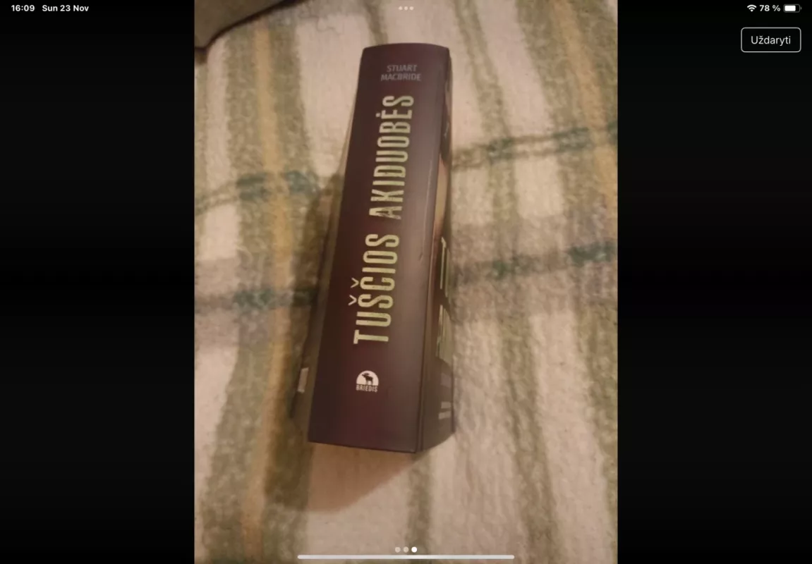 Tuščios akiduobės - Stuart MacBride, knyga 2