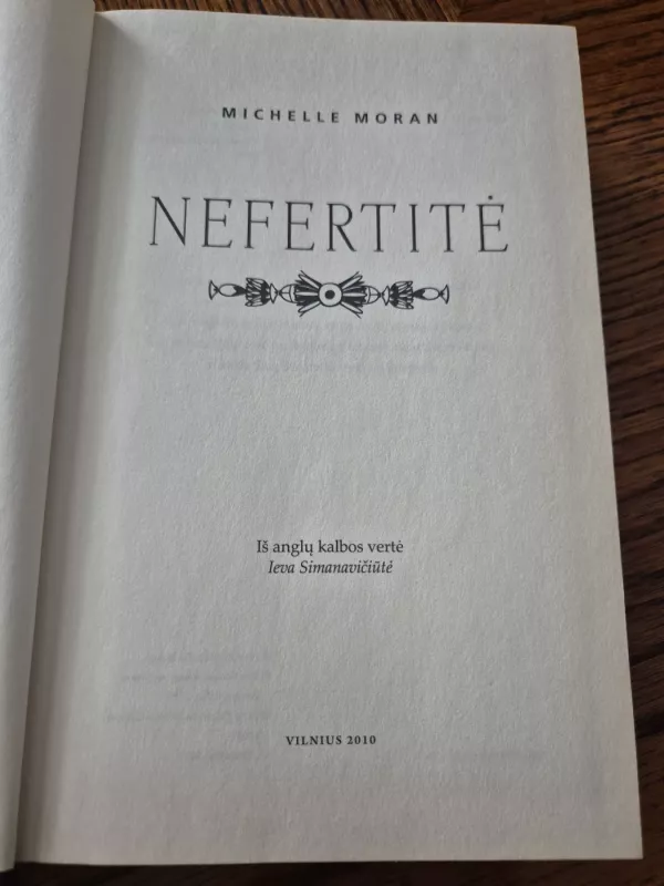 Nefertitė - Michelle Moran, knyga 3