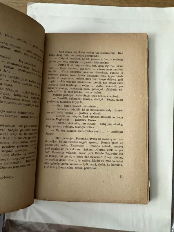 Rudens vakaras. Sučiuptas velnias. Bičiuliai. Sutkai - Autorių Kolektyvas, knyga 5