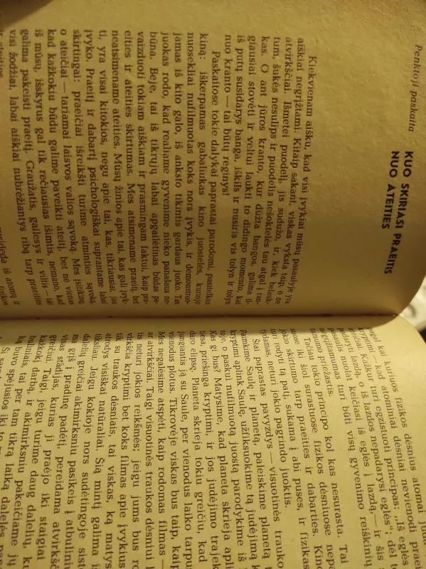 Apie fizikos dėsnius - R. Feinmanas, knyga 4