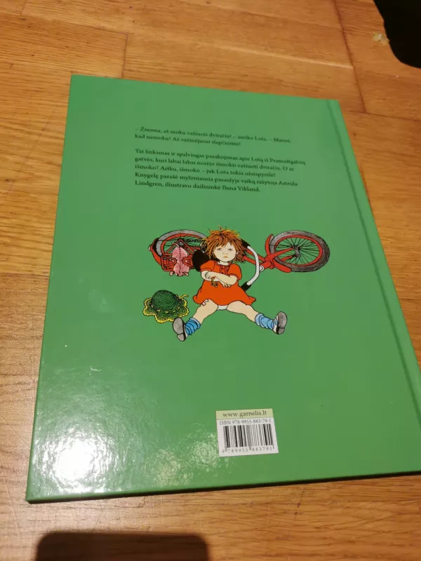 Lota moka važiuoti dviračiu - Astrid Lindgren, knyga 3