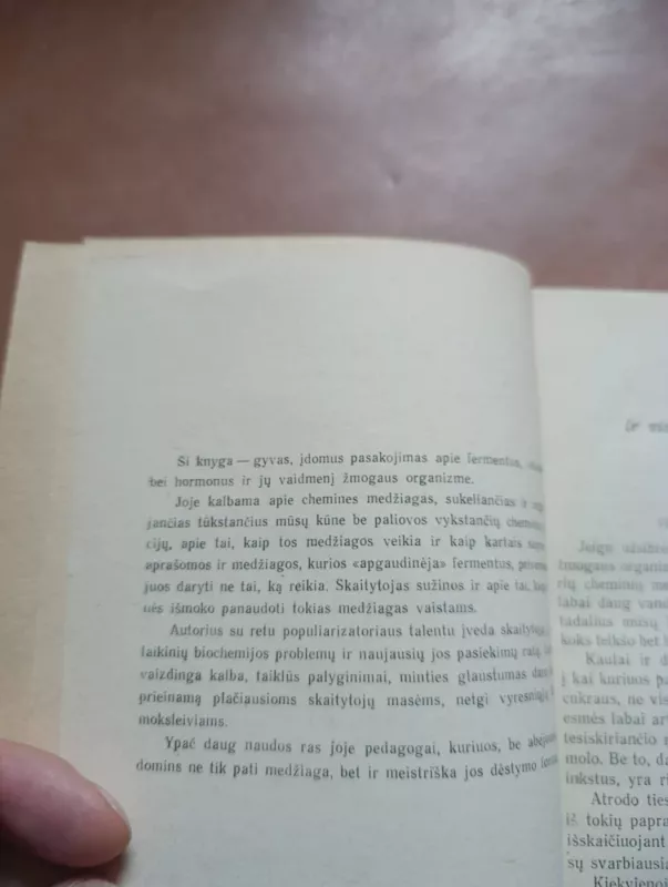 Cheminiai gyvybės agentai - Aizekas Azimovas, knyga 4