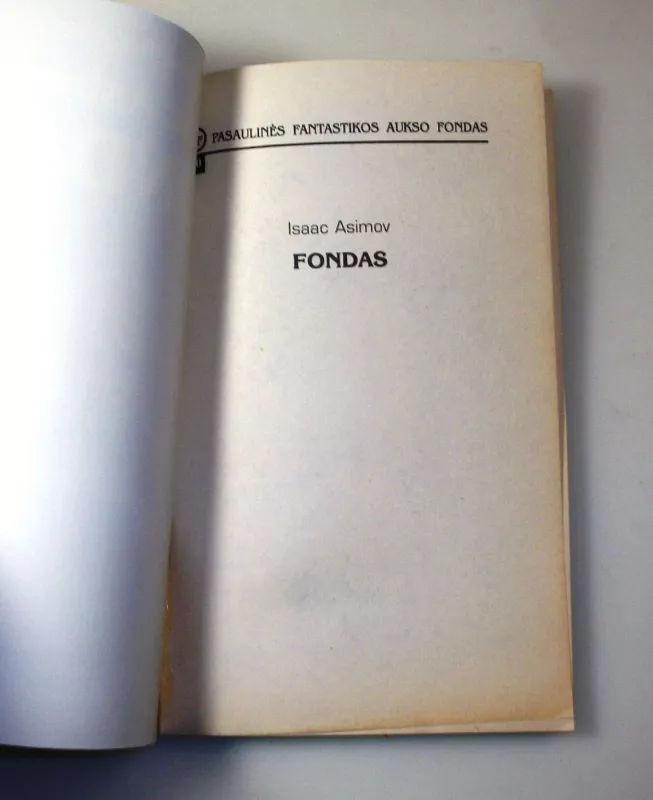 Fondas (20) - Isaac Asimov, knyga 4