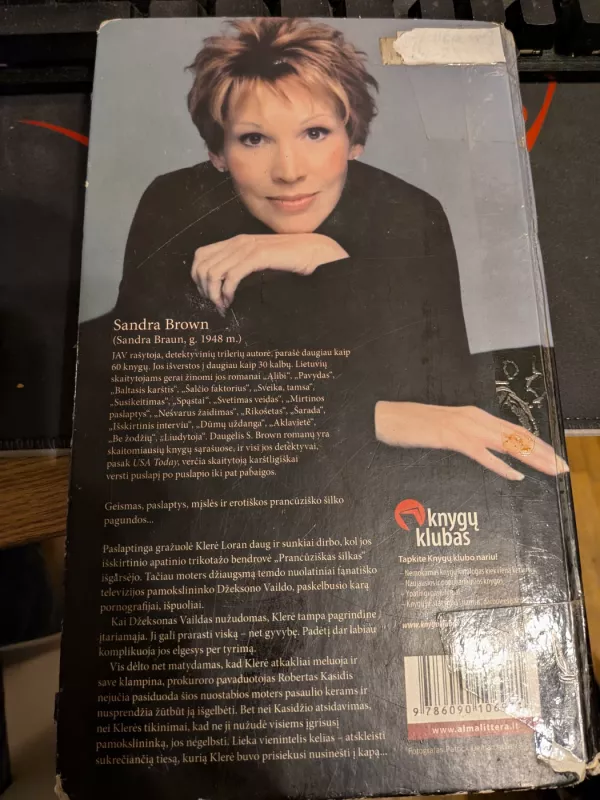 Prancūziškas šilkas - Sandra Brown, knyga 3