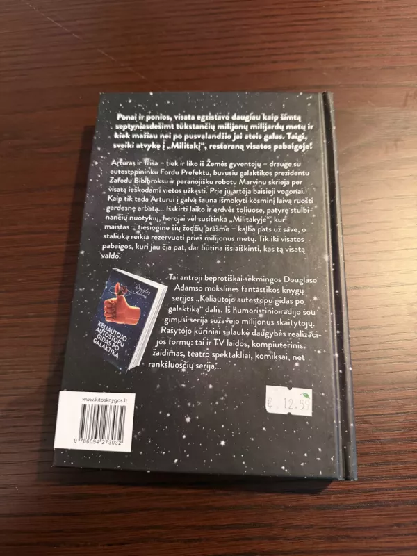 Restoranas Visatos Pabaigoje - Douglas Adams, knyga 3