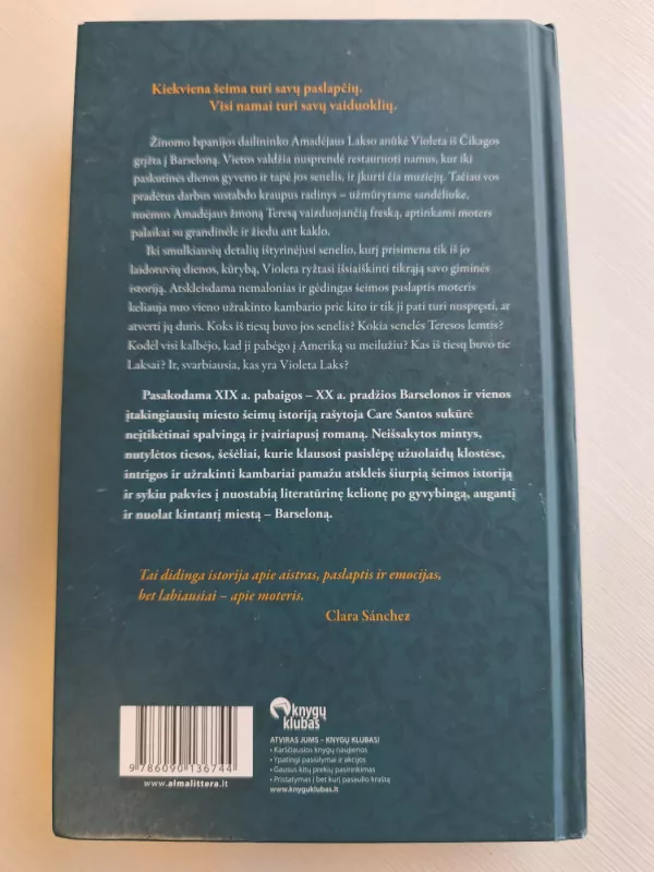 Užrakinti kambariai - Care Santos, knyga 4