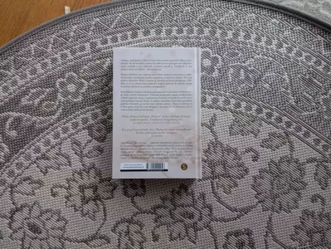 Sukti žaidimai - 9786090900956, knyga 3