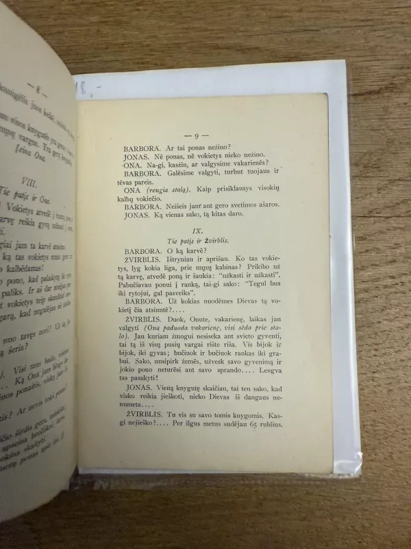 Pirmi žingsniai. Drama - Bronius Laucevičius-Vargšas, knyga 4
