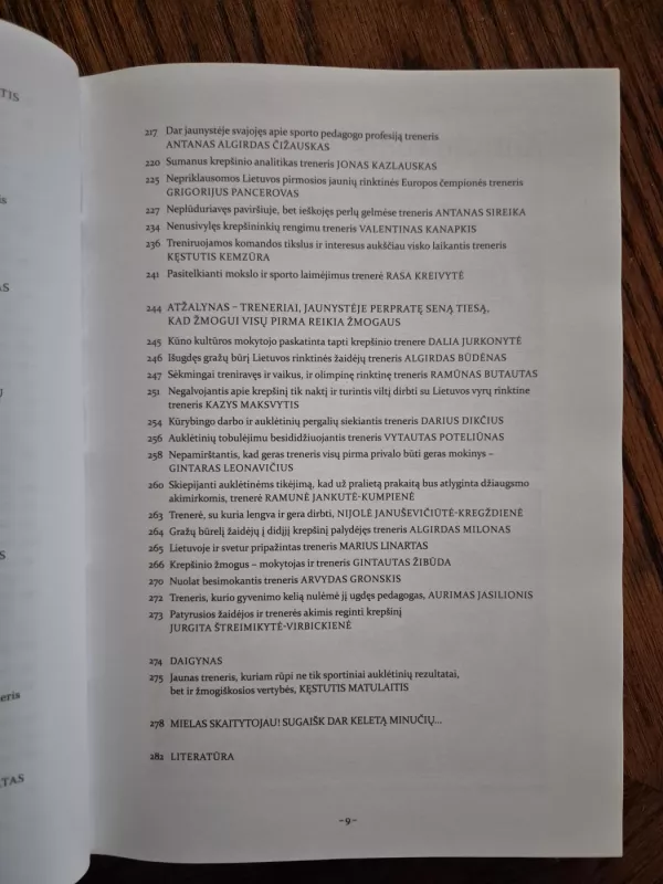 Jie dovanojo Lietuvai krepšinį. Gimtosios šalies krepšinio trenerių 90 metų kelionės atgarsiai - Stanislovas Stonkus, knyga 6