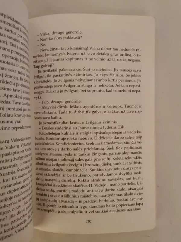 Akvariumas - Viktoras Suvorovas, knyga 6