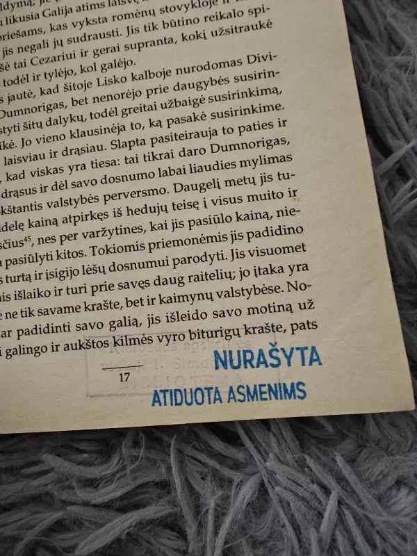 Galų karo užrašai - Gaius Iulius Caesar, knyga 3