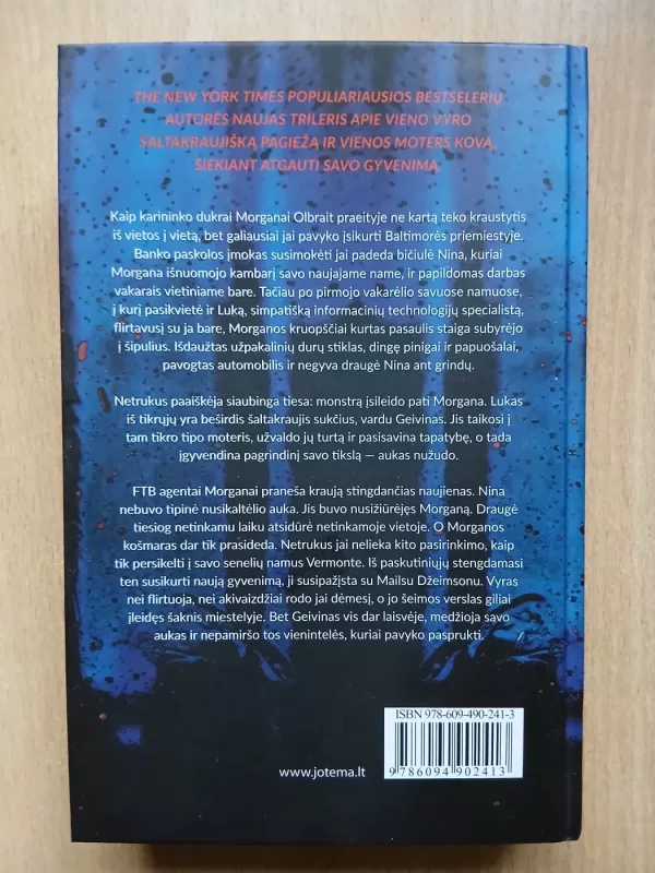 Tapatybė - Nora Roberts, knyga 3