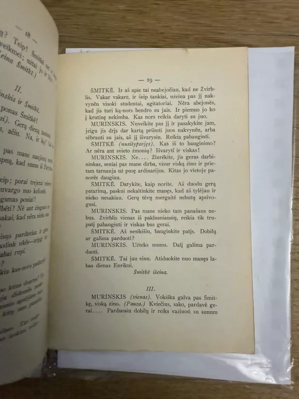 Pirmi Žingsniai. Drama - Bronius Laucevičius-Vargšas, knyga 6