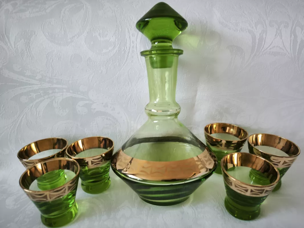 Žalio stiklo grafinas su stikliukais - , namai ir interjeras 3