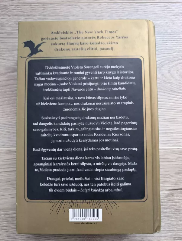 Ketvirtasis sparnas - Rebecca Yarros, knyga 3