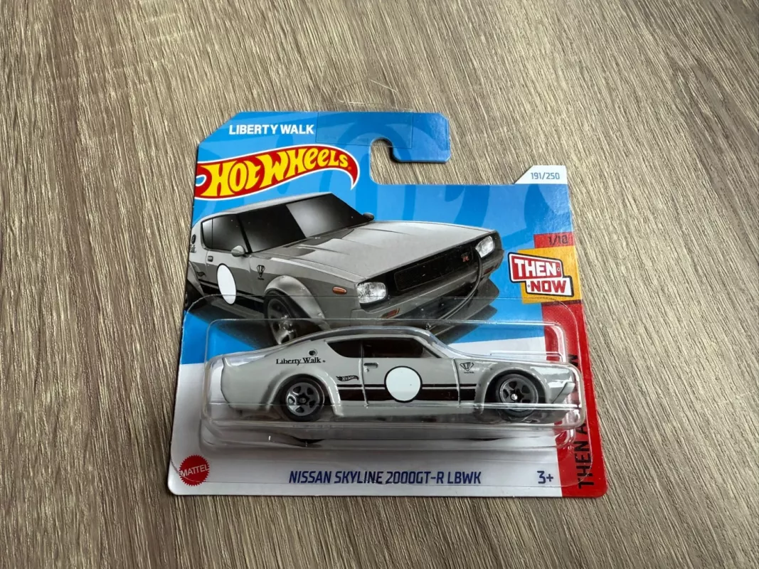 Nissan Skyline 2000GT-R Lbwk Hot Wheels - , namai ir interjeras 2