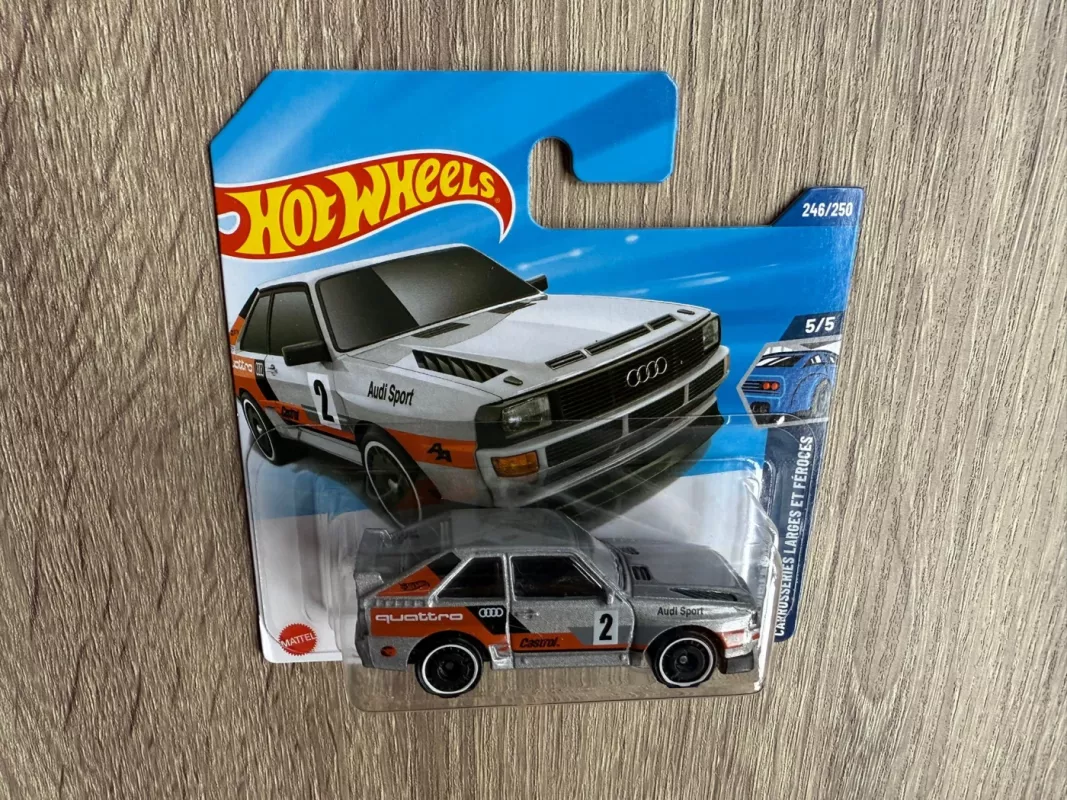 84 Audi Sport Quattro Hot Wheels Treasure Hunt (TH) - , namai ir interjeras 5