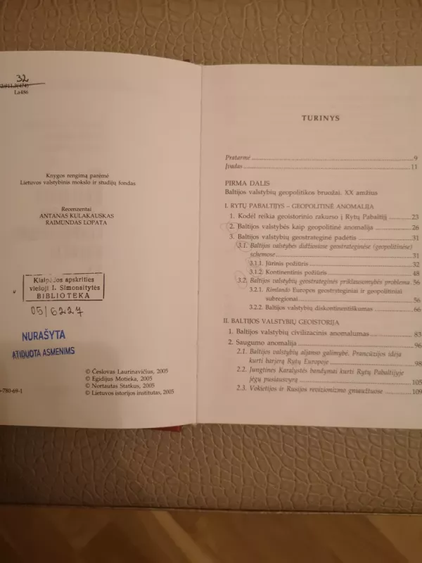 Baltijos valstybių geopolitikos bruožai XX amžius - Autorių Kolektyvas, knyga 4