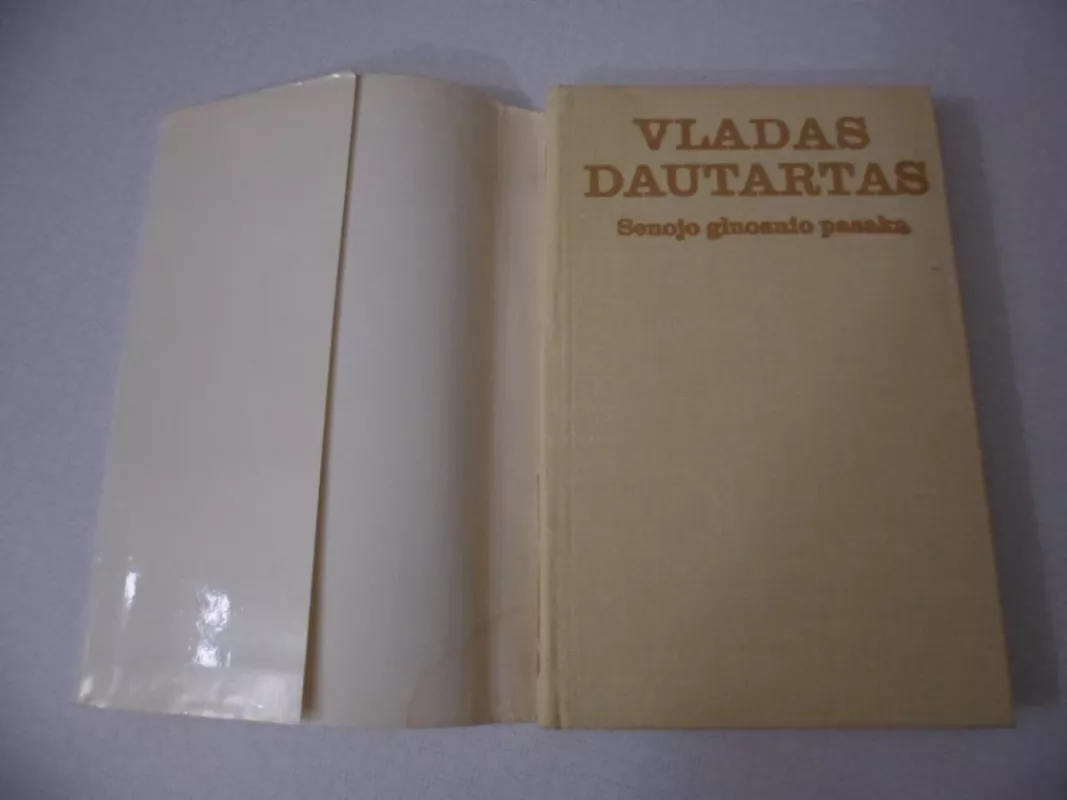 Senojo gluosnio pasaka - Vladas Dautartas, knyga 3