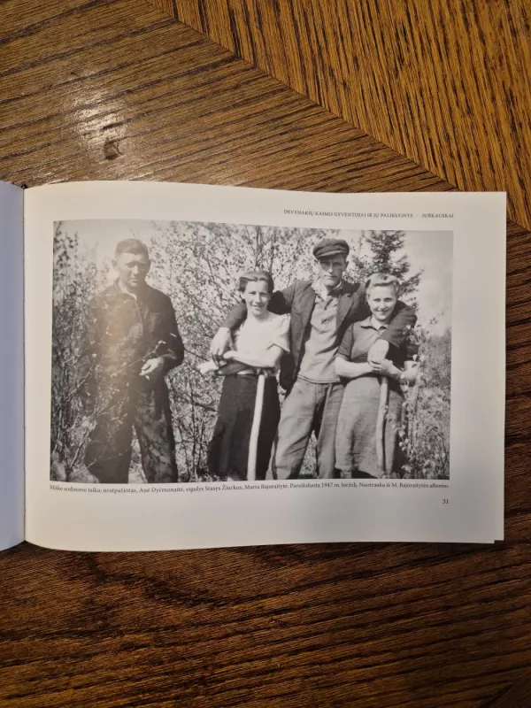 Tauragės kraštas. Devynakiai - Karšuvos žemės kaimas - Albinas Batavičius, knyga 6