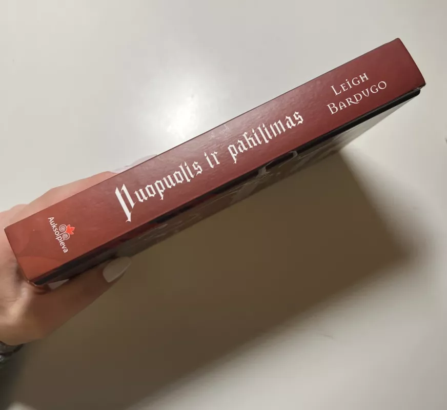 Nuopuolis ir pakilimas. Grišų trilogija. 3 knyga - Leigh Bardugo, knyga 5