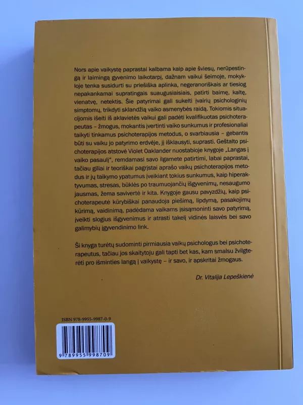 Langas į vaiko pasaulį. Geštalto psichoterapija vaikams ir paaugliams - Violet Oaklander, knyga 3