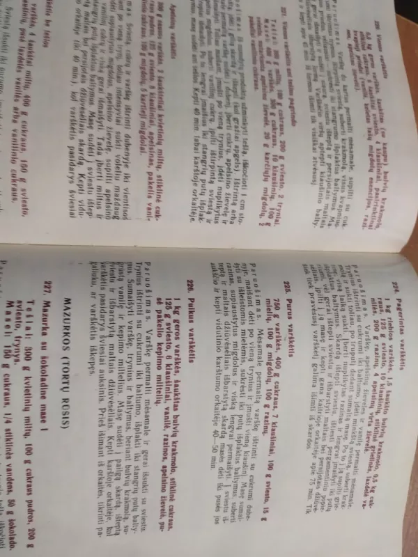 Pyragai, pyragaičiai, sausainiai - Janas Černikovskis, knyga 4