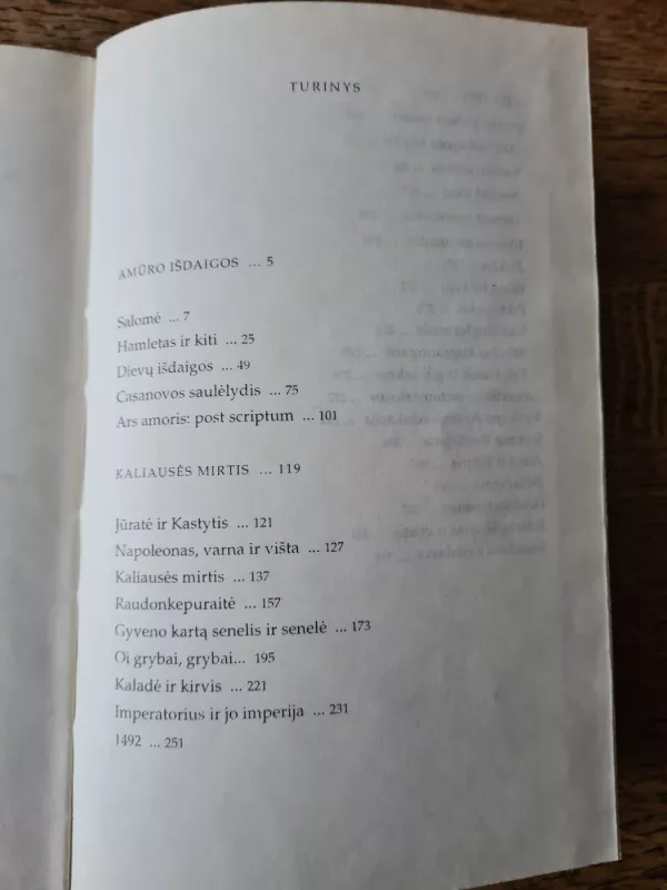 Kaliausės mirtis. Dramos, komedijos ir mikrodramos - Kostas Ostrauskas, knyga 6