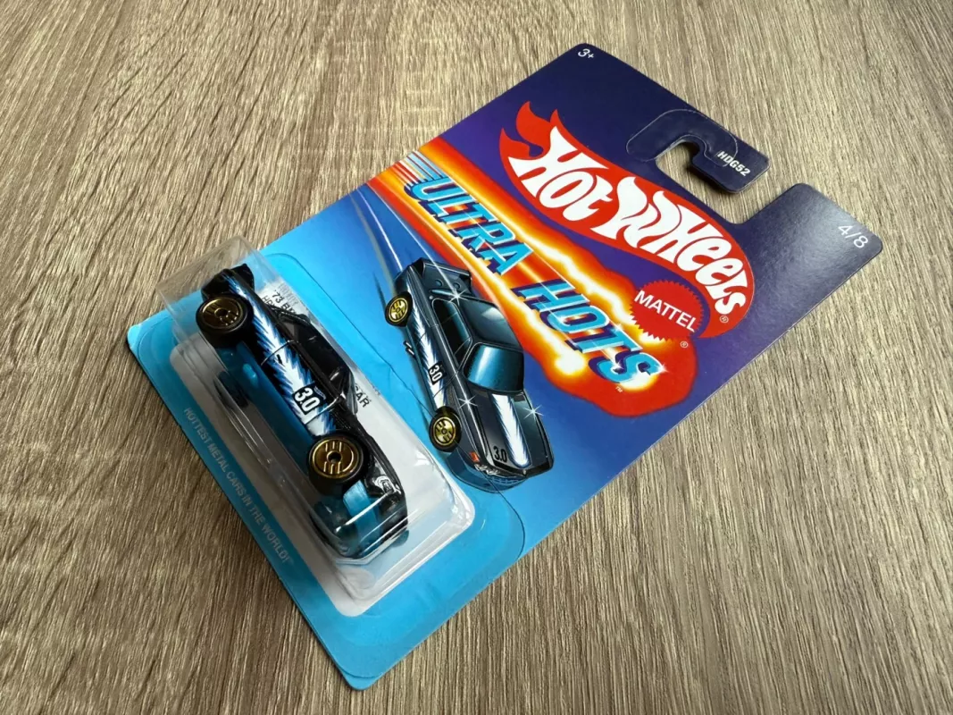 73 BMW 3.0 CSL Race Car Ultra Hots Hot Wheels - , namai ir interjeras 4