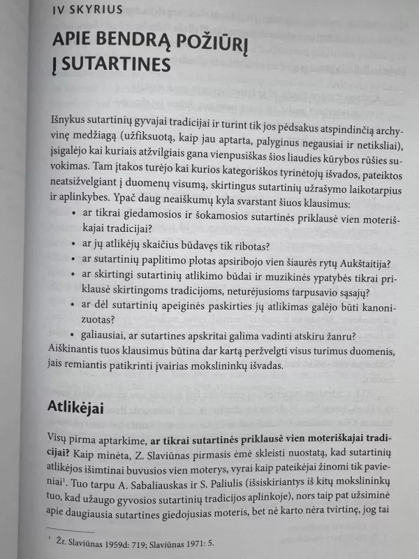 Šokamosios ir žaidžiamosios sutartinės (su DVD) - Dalia Urbanavičienė, knyga 4