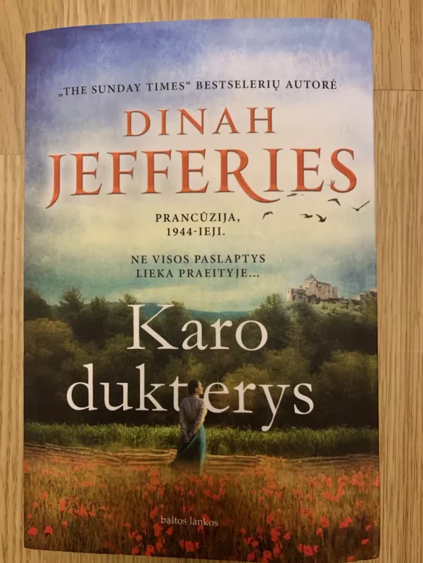 Karo dukterys - Dinah Jefferies, knyga 2