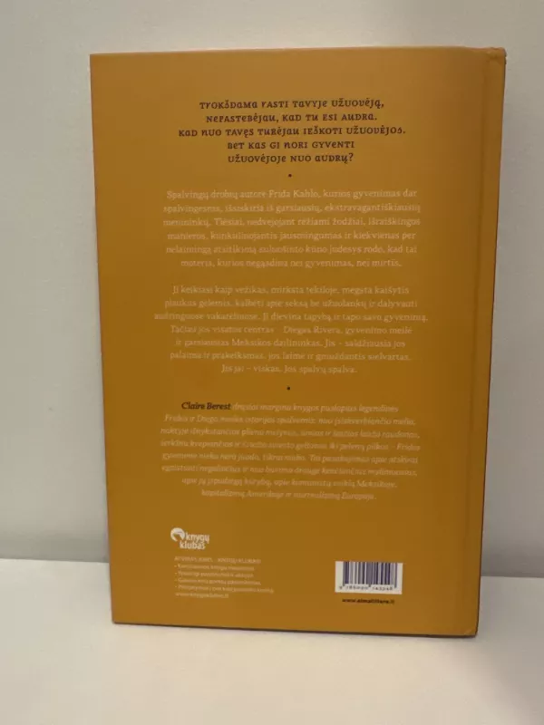 Nieko nėra juodo - Claire Berest, knyga 3