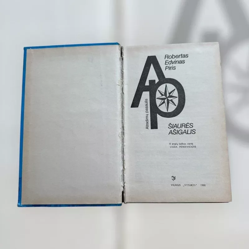 Šiaurės Ašigalis - Robertas Edvinas Piris, knyga 3