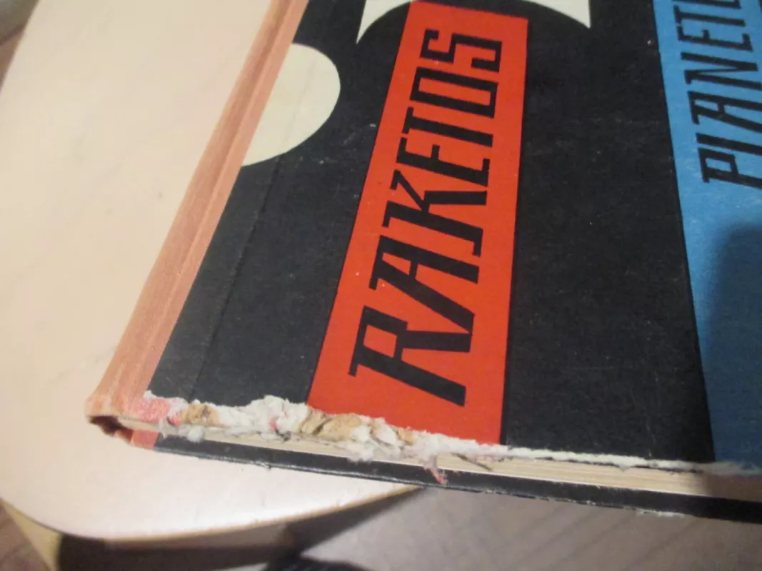 Raketos, planetos ir mes - Tomas Venclova, knyga 4