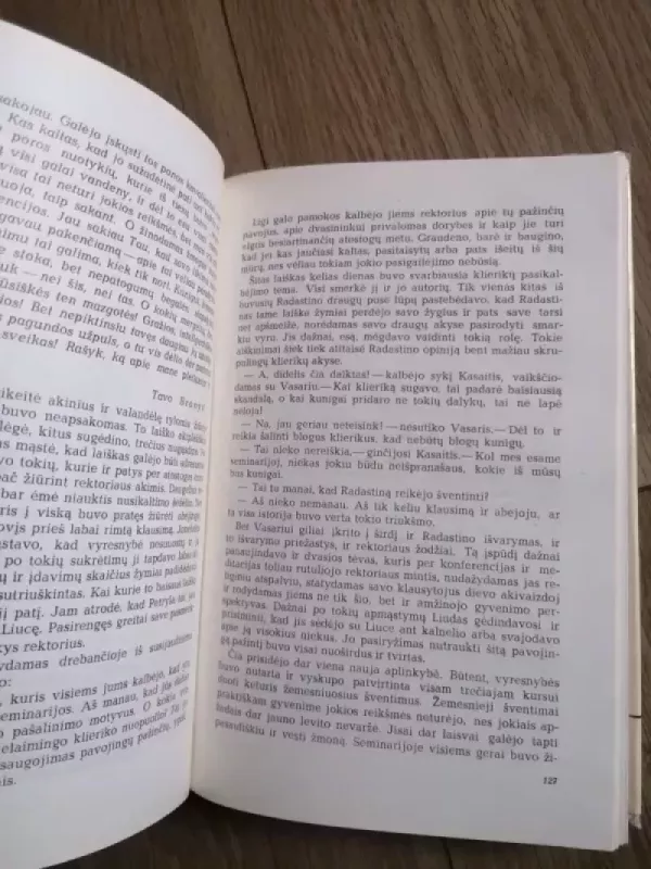 Raštai 4 tomas. Altorių šešėly - Vincas Mykolaitis-Putinas, knyga 5