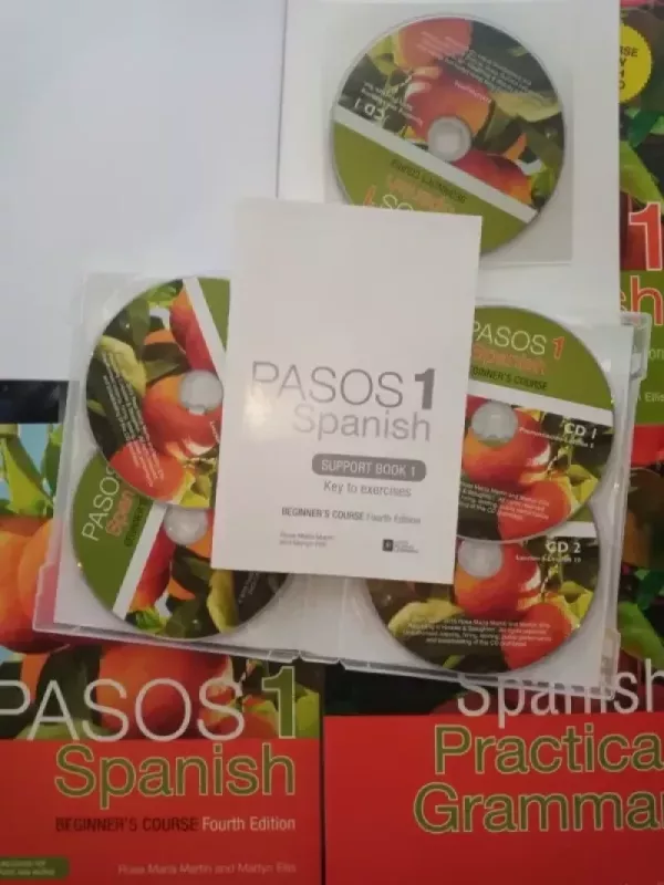Pasos 1 Spanish beginner's course fourth edition - Martyn Ellis, Rosa Maria Martin, knyga 3