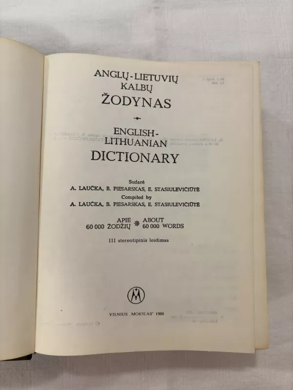 Anglų-lietuvių kalbų žodynas - A. Laučka, B.  Piersakas, E.  Stasiulevičiūtė, knyga 3