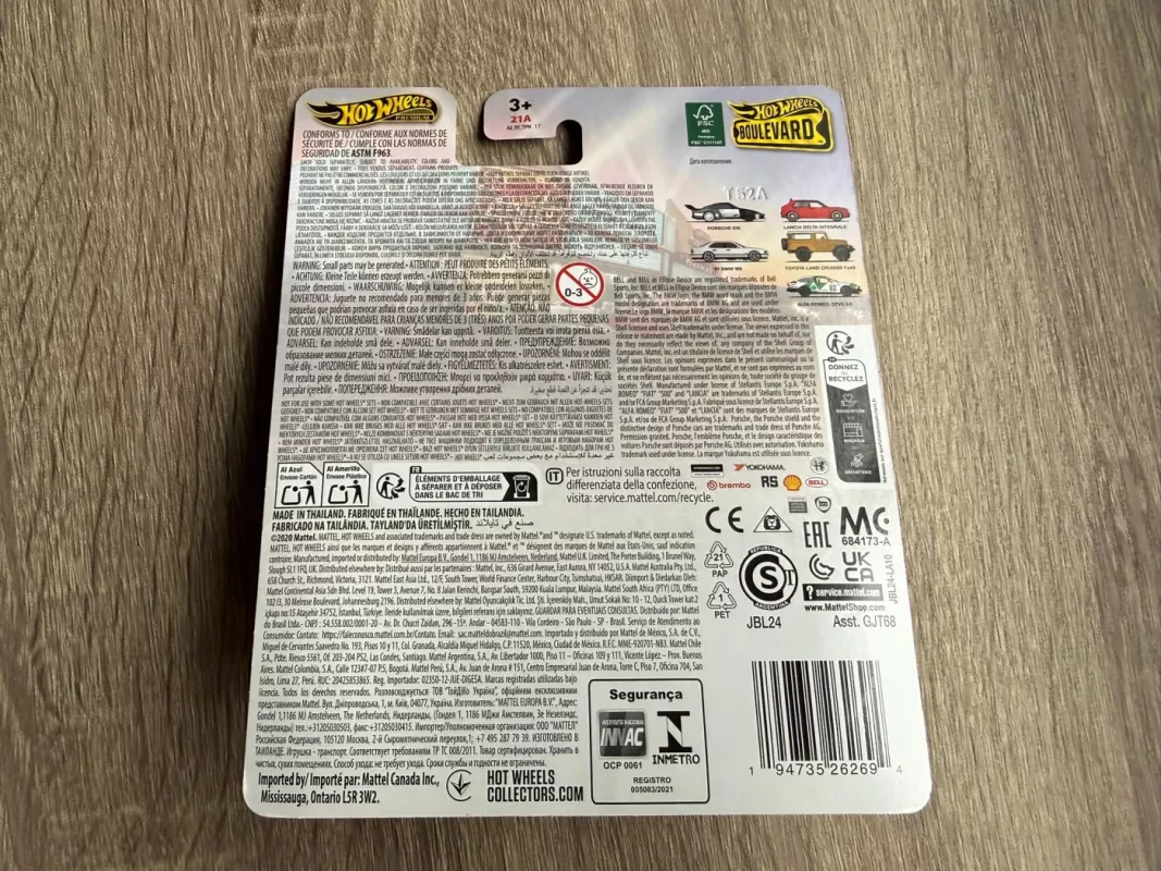 91 BMW M5 Hot Wheels Premium - , namai ir interjeras 6