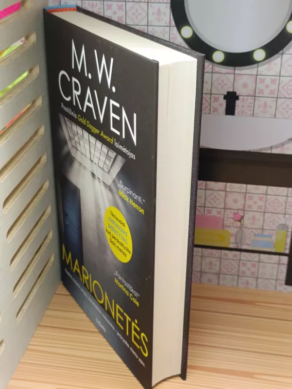 Marionetės - M.W. Craven, knyga 5