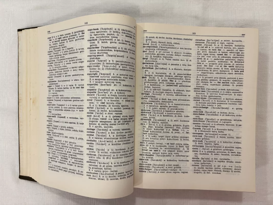 Anglų-lietuvių kalbų žodynas - A. Laučka, B.  Piersakas, E.  Stasiulevičiūtė, knyga 4